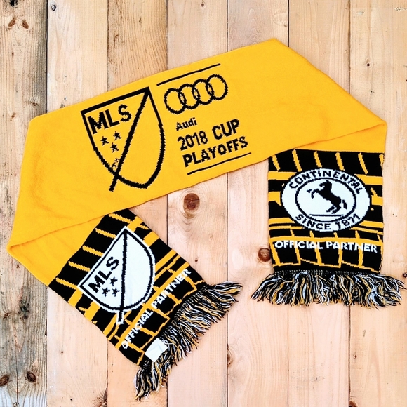 2018 MLS Soccer Cup Playoffs Souvenir Scarf Audi Continental Yellow Futbol Fan - Picture 1 of 7